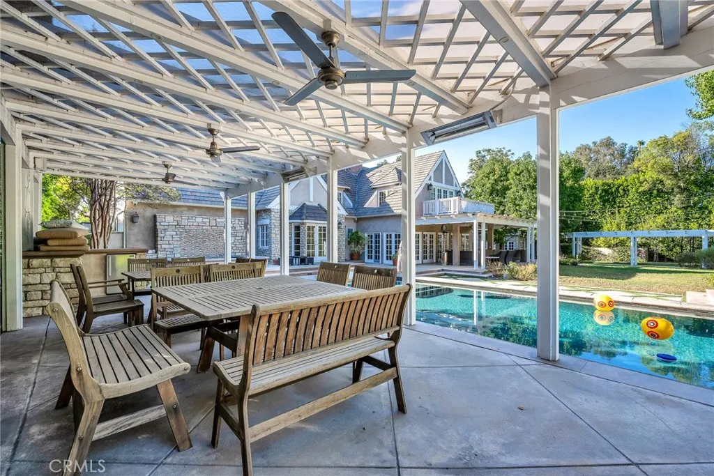 Encino, California 91316, United States, 6 Bedrooms Bedrooms, ,8 BathroomsBathrooms,Residential,Active,223965