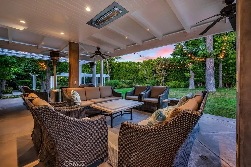 Encino, California 91316, United States, 6 Bedrooms Bedrooms, ,8 BathroomsBathrooms,Residential,Active,223965