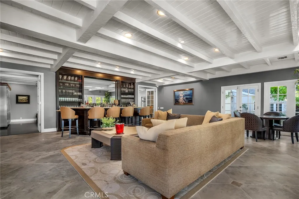 Encino, California 91316, United States, 6 Bedrooms Bedrooms, ,8 BathroomsBathrooms,Residential,Active,223965