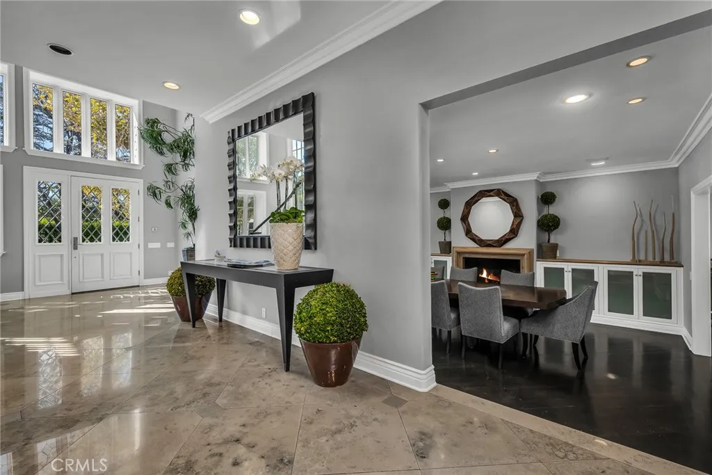 Encino, California 91316, United States, 6 Bedrooms Bedrooms, ,8 BathroomsBathrooms,Residential,Active,223965