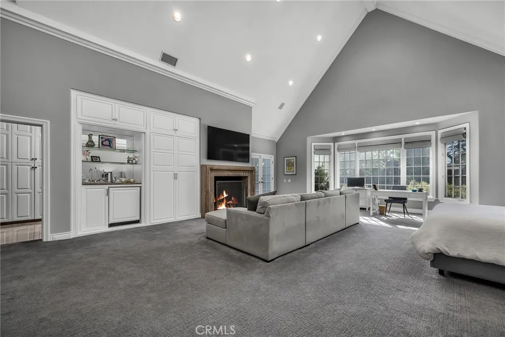 Encino, California 91316, United States, 6 Bedrooms Bedrooms, ,8 BathroomsBathrooms,Residential,Active,223965