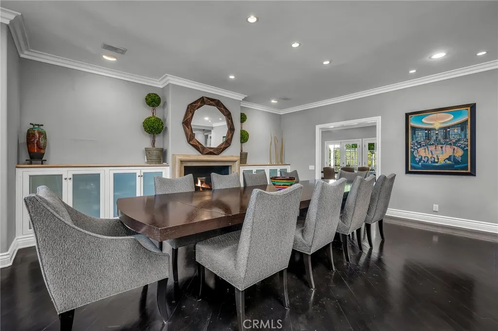 Encino, California 91316, United States, 6 Bedrooms Bedrooms, ,8 BathroomsBathrooms,Residential,Active,223965