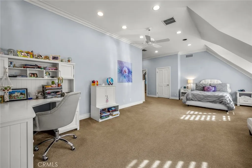 Encino, California 91316, United States, 6 Bedrooms Bedrooms, ,8 BathroomsBathrooms,Residential,Active,223965