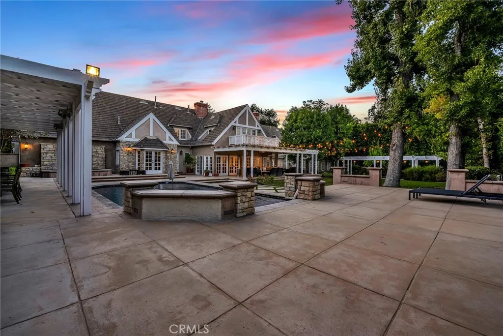 Encino, California 91316, United States, 6 Bedrooms Bedrooms, ,8 BathroomsBathrooms,Residential,Active,223965