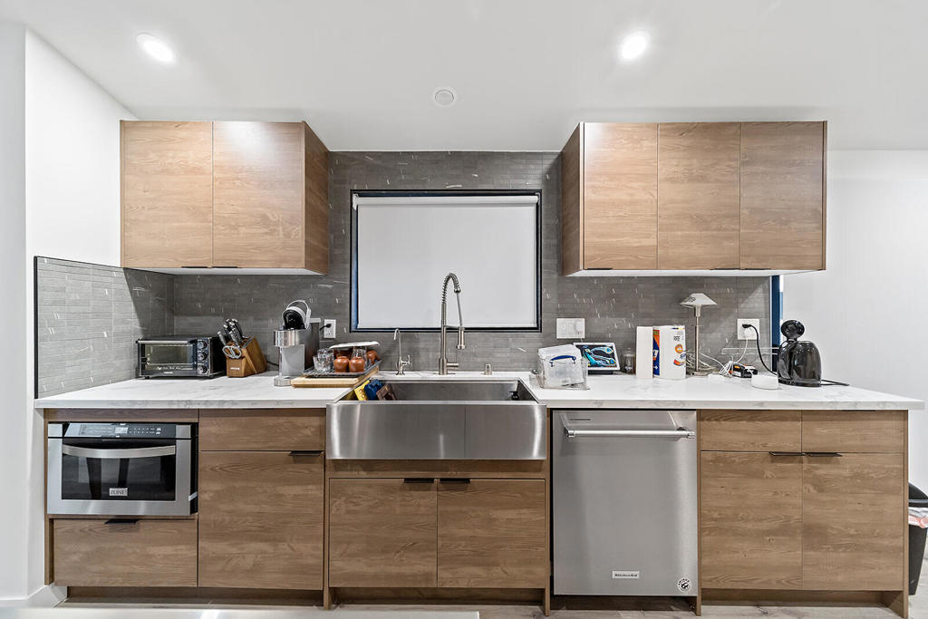 Not Applicable-1 - Residential Lease