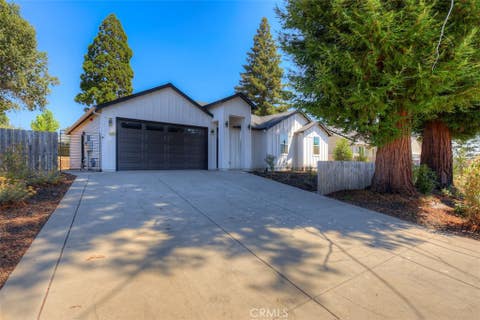 Photo of 5682 Newman AVE, Paradise, CA 95969 (MLS # OR26177184)