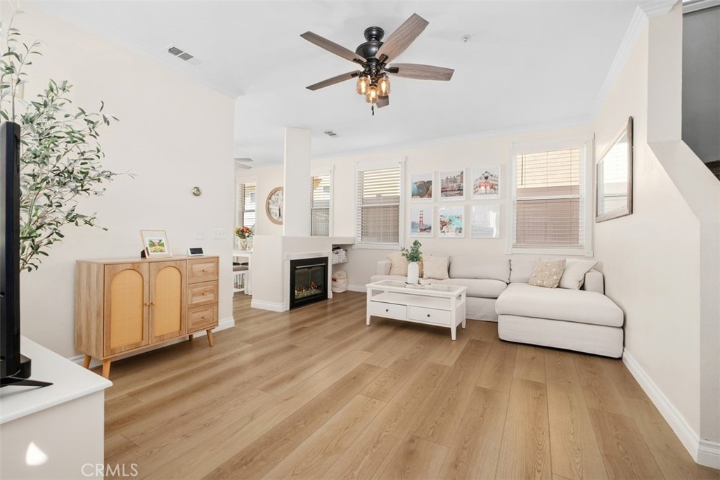 87 Calle De Felicidad