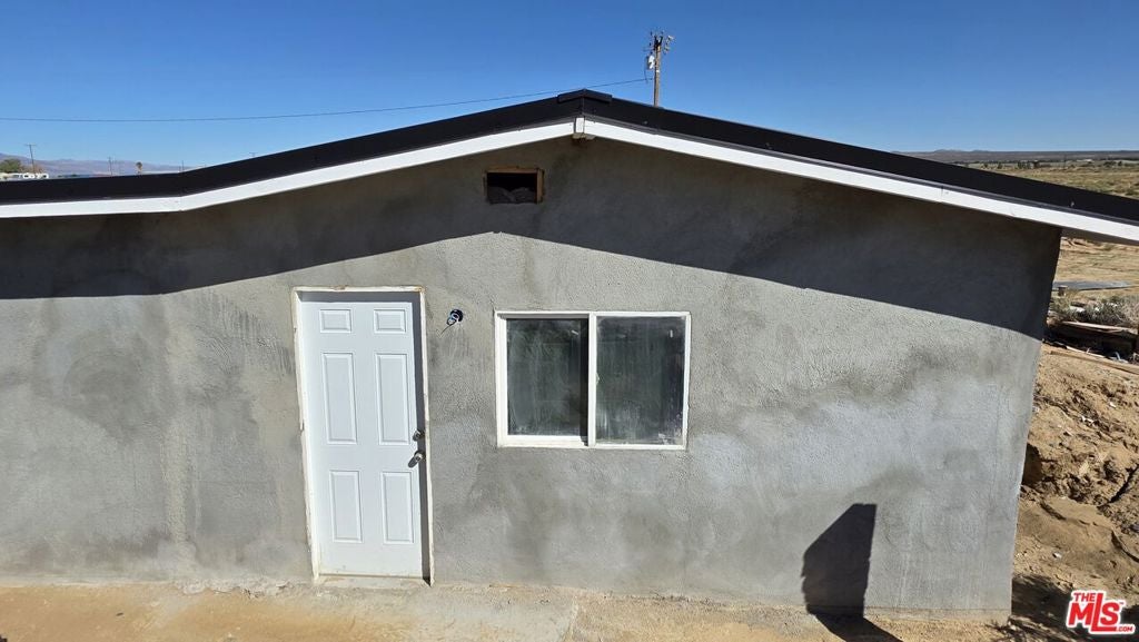 7797 Quartz Road