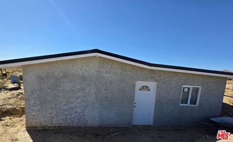 Photo of 7797 Quartz Road, Mojave, CA 93519 (MLS # 26832385)