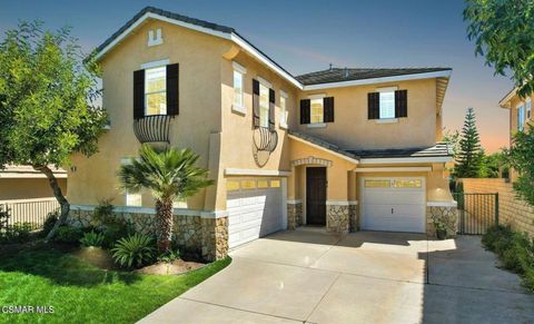 Photo of 456 Calle Veracruz, Newbury Park, CA 91320 (MLS # 226002422)