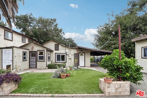 Photo of 2717 Los Robles Road, Thousand Oaks, CA 91362 (MLS # 26851053)