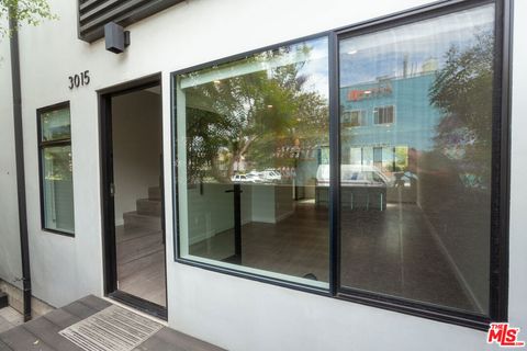 Photo of 3015 Ocean Avenue, Venice, CA 90291 (MLS # 26834615)