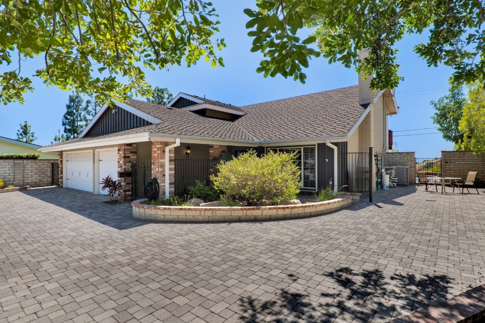 3003 Mesa Verde Drive