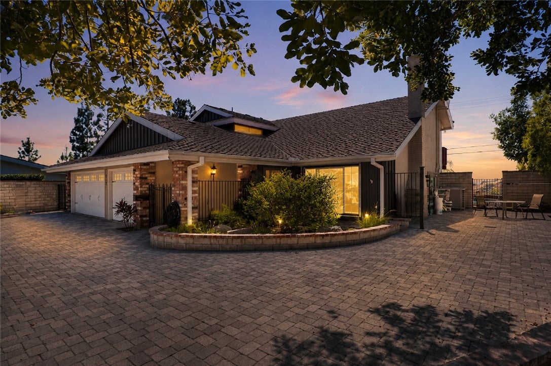 3003 Mesa Verde Drive