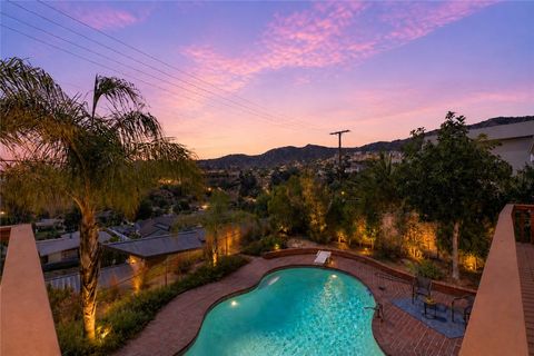 Tiny photo for 3003 Mesa Verde Drive, Burbank, CA 91504 (MLS # SR26155568)