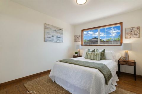 Tiny photo for 3003 Mesa Verde Drive, Burbank, CA 91504 (MLS # SR26155568)