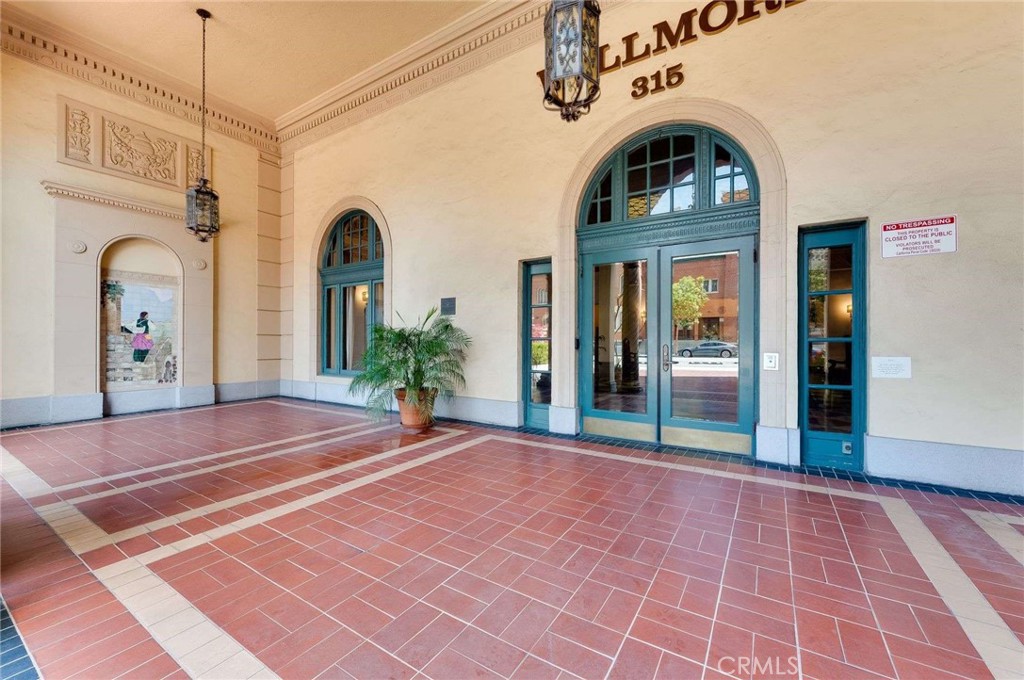 315 W 3rd Street 1003