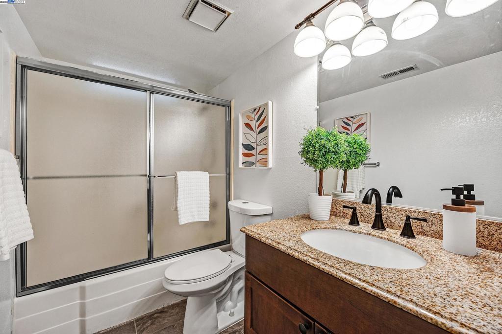 SHADOW CREEK - Residential