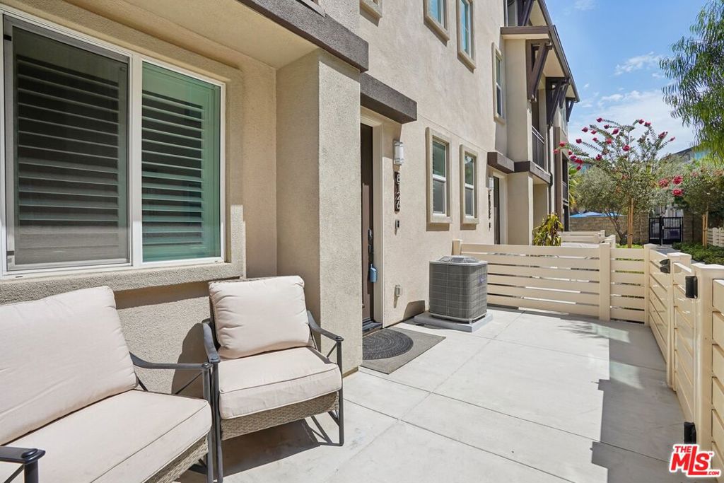 8126 Cooper Lane