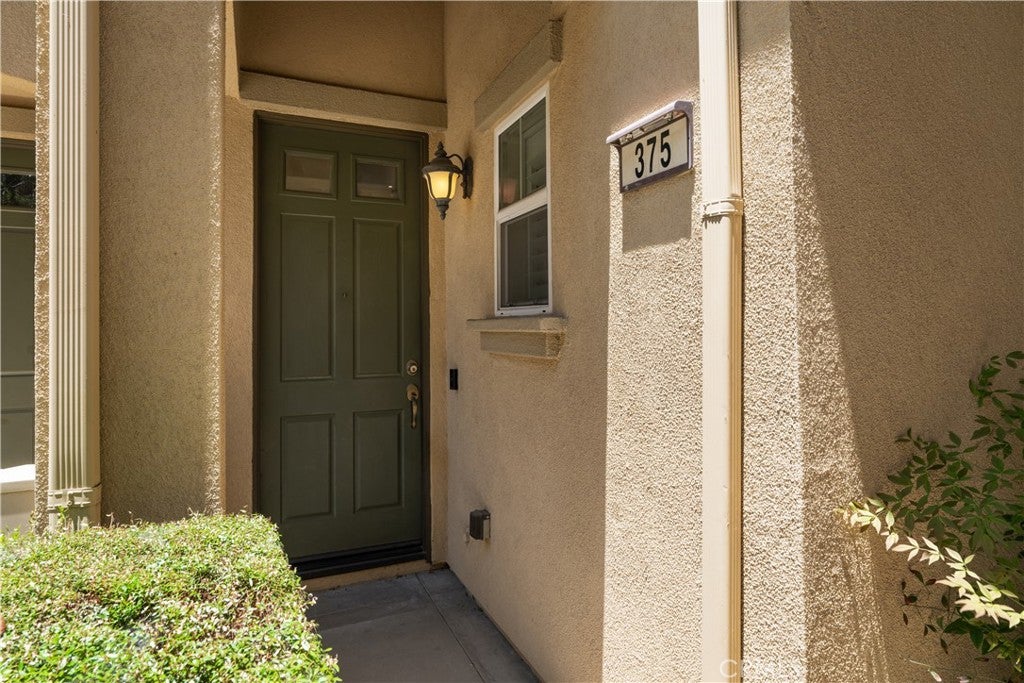 375 W Linden Drive