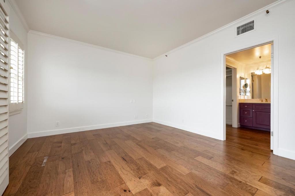 1 Baldwin Avenue 1017