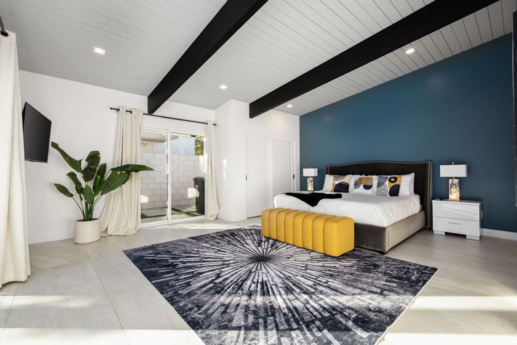 Vista Las Palmas - Residential