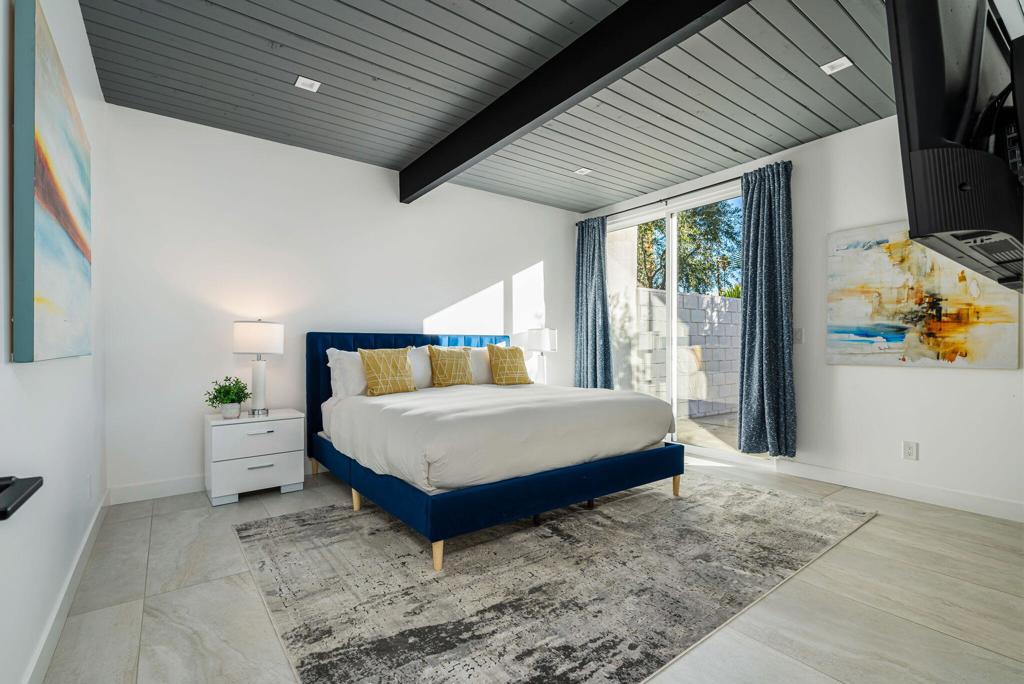 Vista Las Palmas - Residential