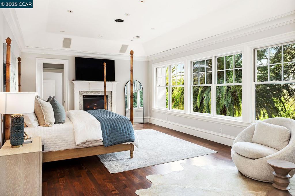 PIEDMONT - Residential