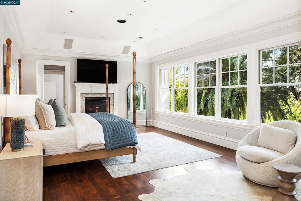 PIEDMONT - Residential