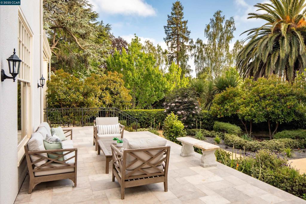 PIEDMONT - Residential