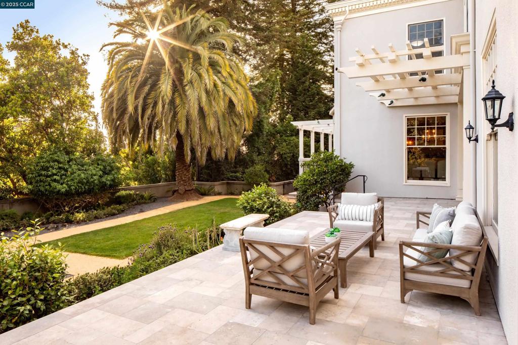 PIEDMONT - Residential