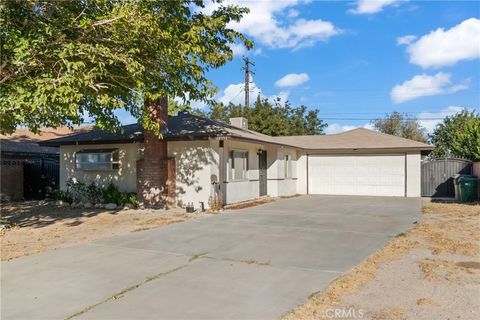 Photo of 44338 23rd Street W, Lancaster, CA 93536 (MLS # SR26019732)