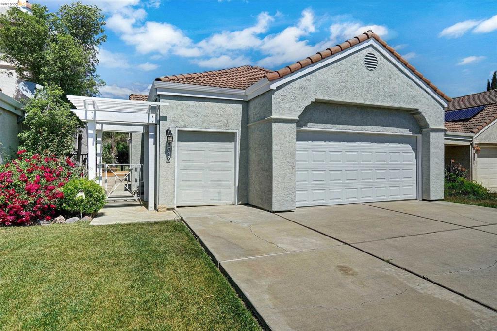 2819 Cherry Hills Dr