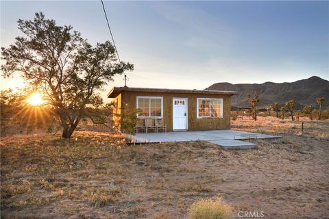 Photo of 59773 Applegate Way, Landers, CA 92285 (MLS # JT26075346)