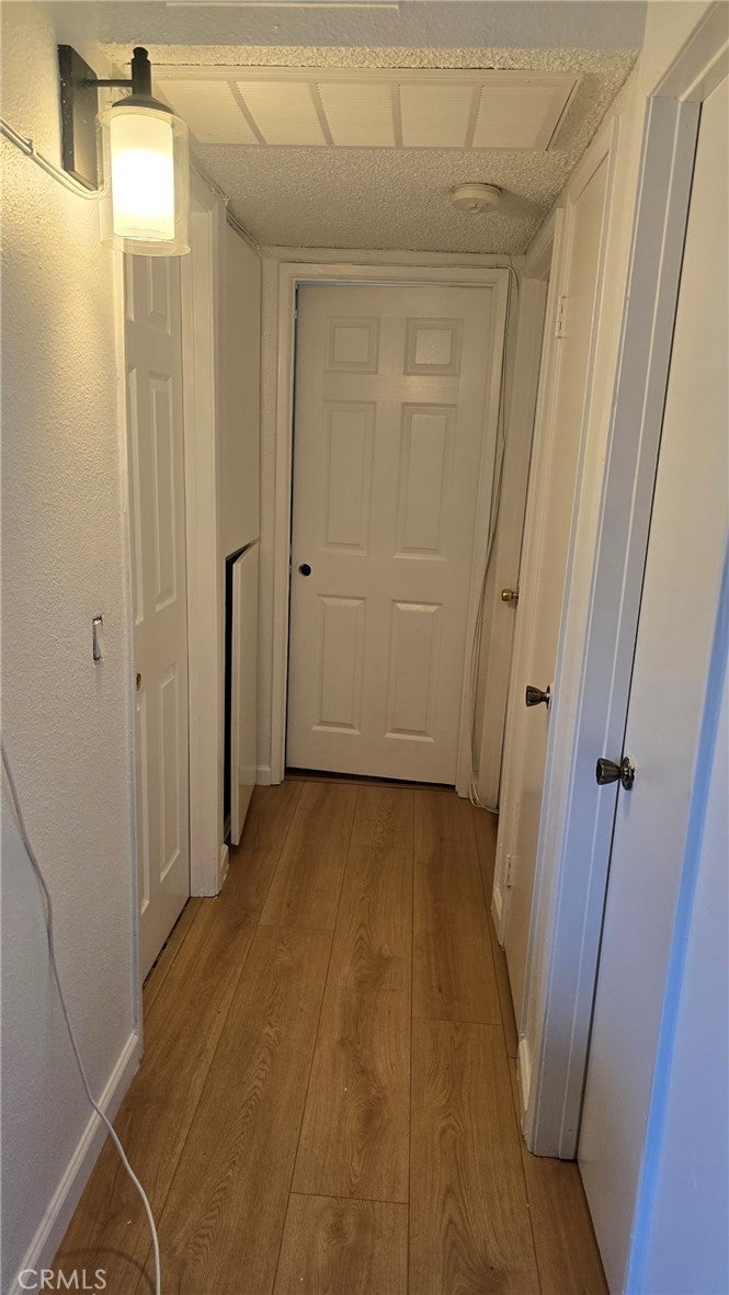 15516 Nordhoff 106