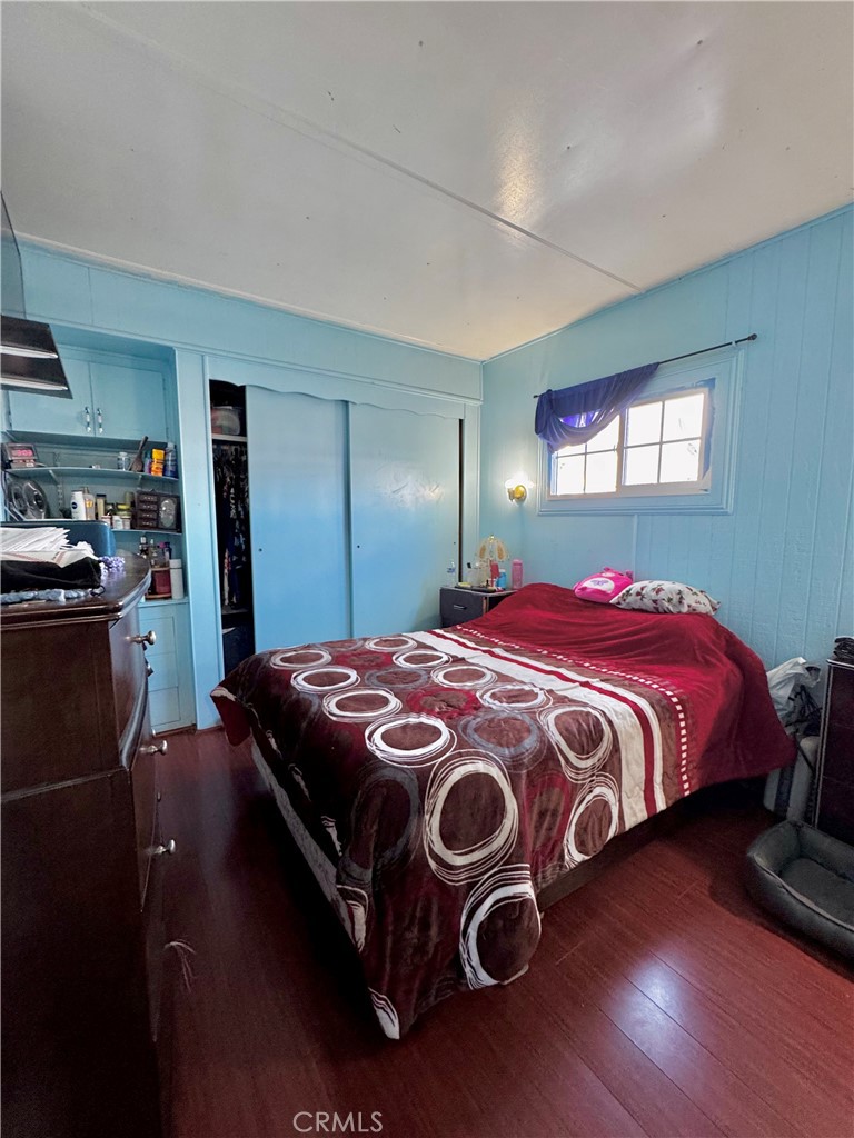 1517 Merced Avenue 56