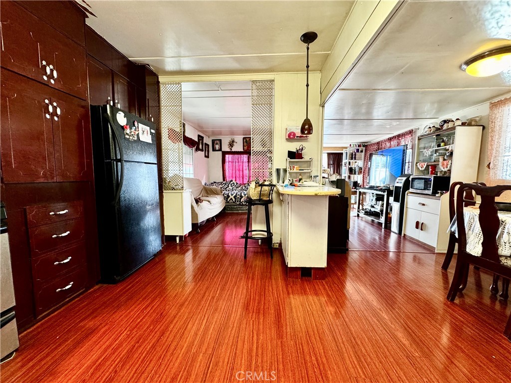 1517 Merced Avenue 56