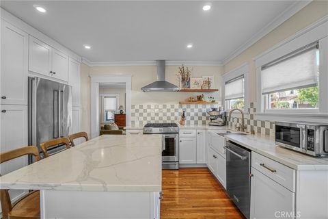 Photo of 4401 E Vermont Street, Long Beach, CA 90814 (MLS # SB25233400)
