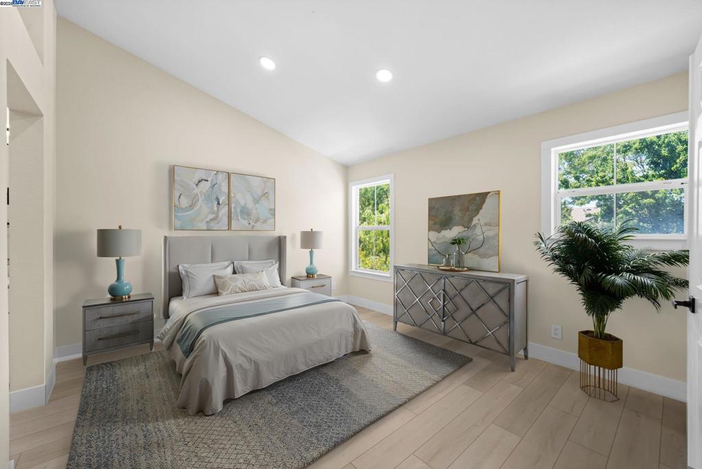BROOKSIDE - Residential