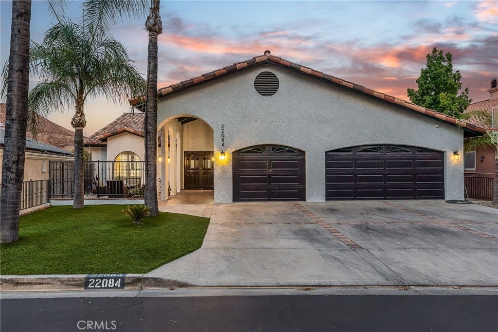 22084 San Joaquin W