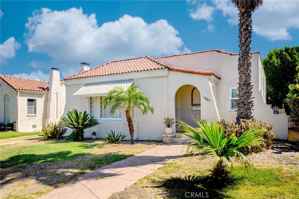 Located In The Prestigious Rossmoyne Neighborhood * Great Investment Opportunity In A Great Neighborhood * Spanish Style Single Family Home * 3 Bedrooms / 1 Bathroom * 1,166sqft Living Space * 6,542sqft Lot * 1926 Built * Large Living Room With An Ernest Bachelder Fireplace * Formal Dining Room * Separate Kitchen * Central A/C & Heat * Huge Covered Patio * 2 Car Detached Garage * Large Backyard With Lots Of Potential