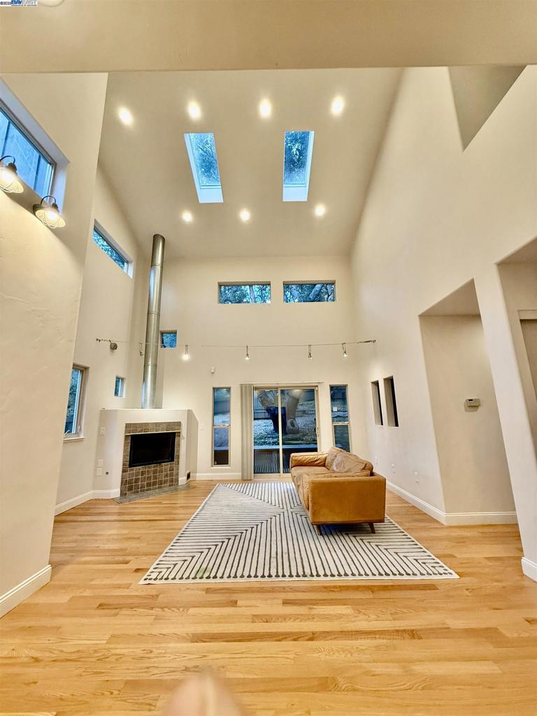 SEQUOYAH - Residential