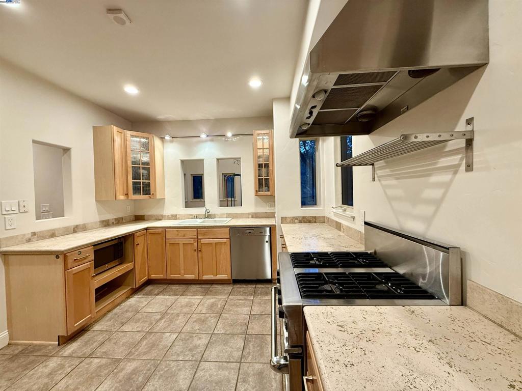 SEQUOYAH - Residential