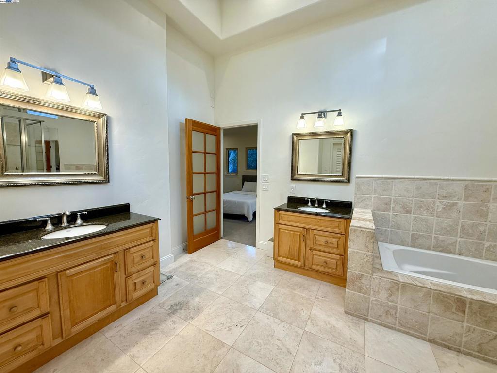 SEQUOYAH - Residential