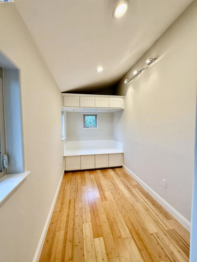 SEQUOYAH - Residential