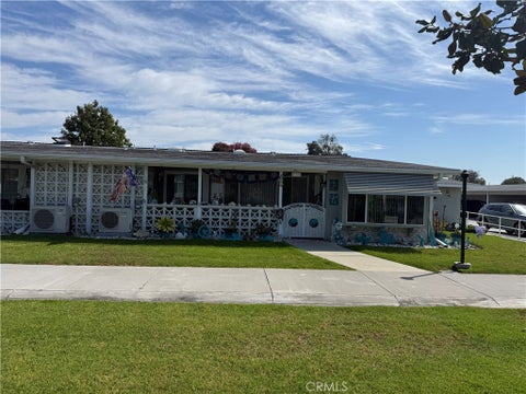Photo of 1641 Monterey Rd M2-18A RD, Seal Beach, CA 90740 (MLS # PW26190104)