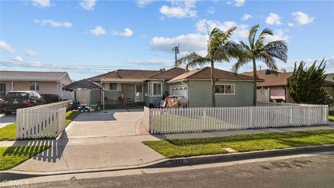 13003 Arcturus Avenue Gardena CA 90249