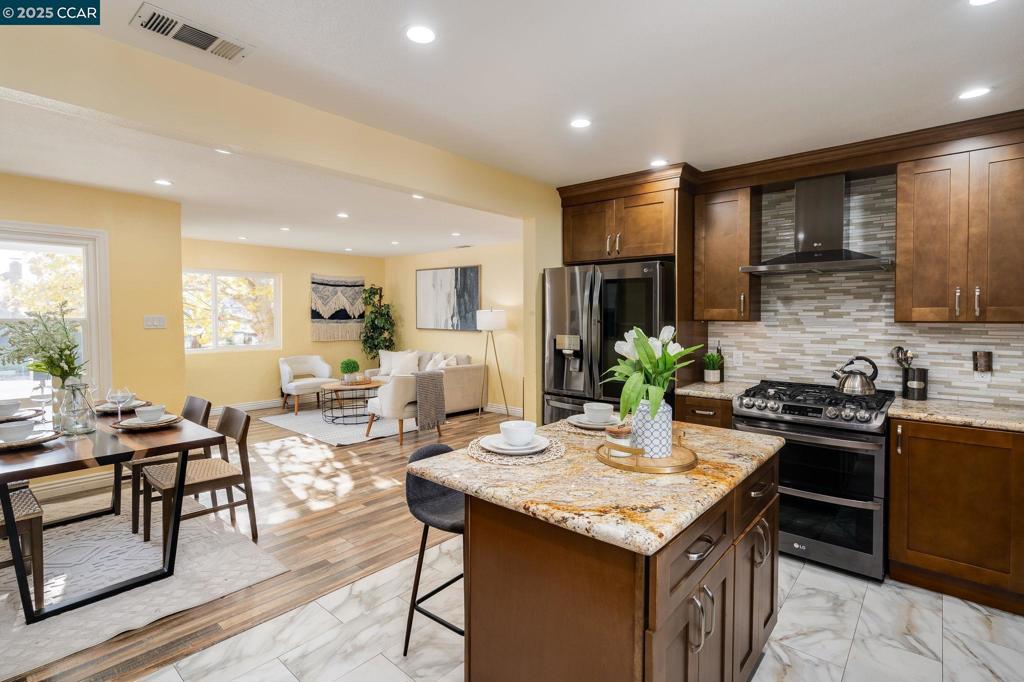 CRAWFORD VILLAGE - Residential