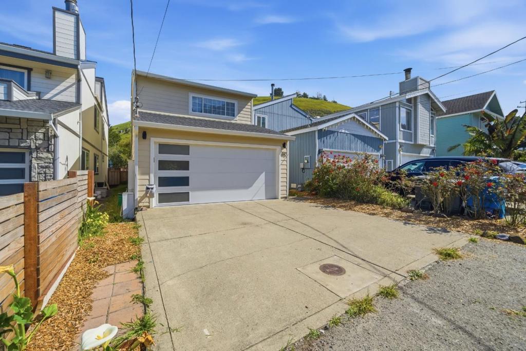 495 Ebken Street
