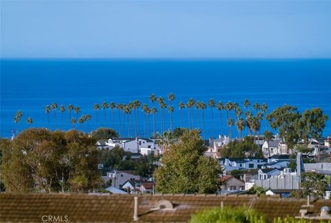 Photo of 3 White Water Drive, Corona Del Mar, CA 92625 (MLS # OC25185491)
